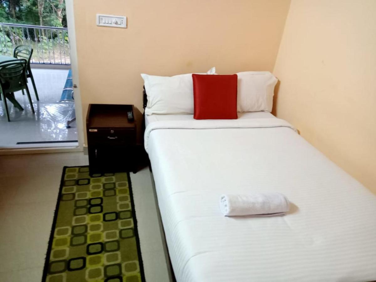 Mangalappillil Homestay Munnar Exteriör bild