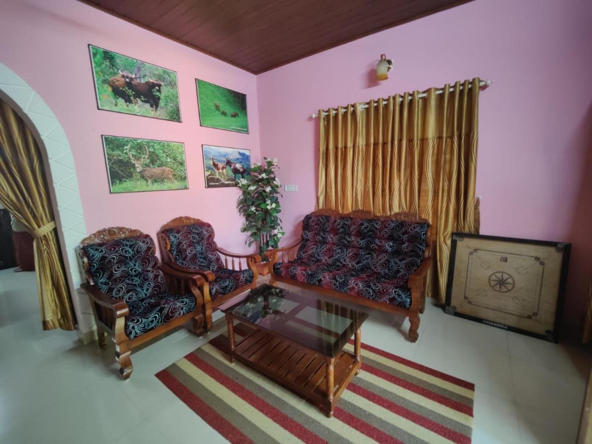 Mangalappillil Homestay Munnar Exteriör bild