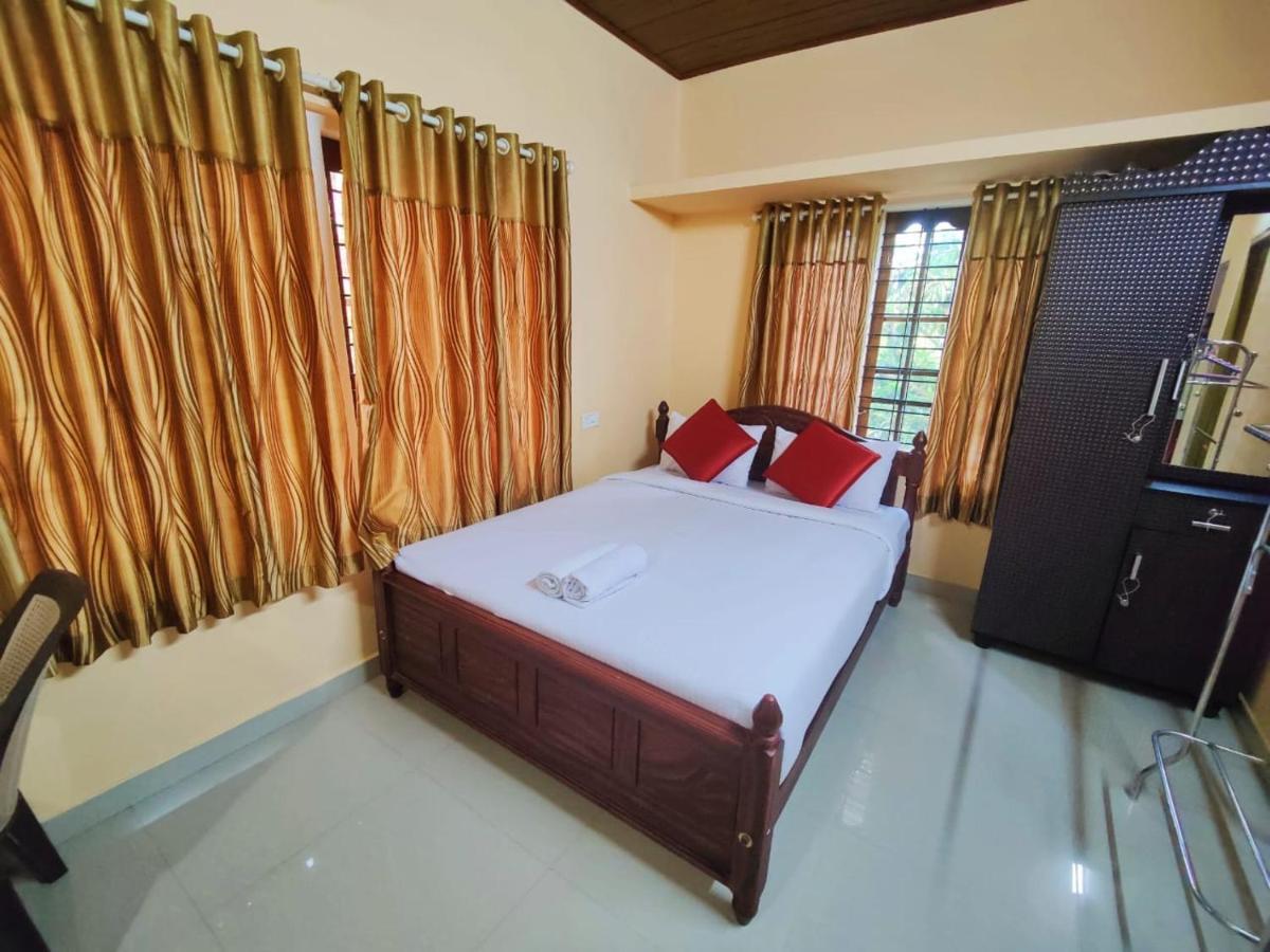 Mangalappillil Homestay Munnar Exteriör bild