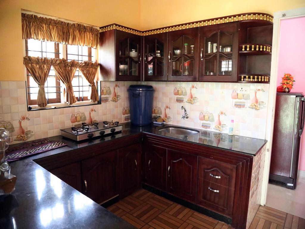 Mangalappillil Homestay Munnar Exteriör bild