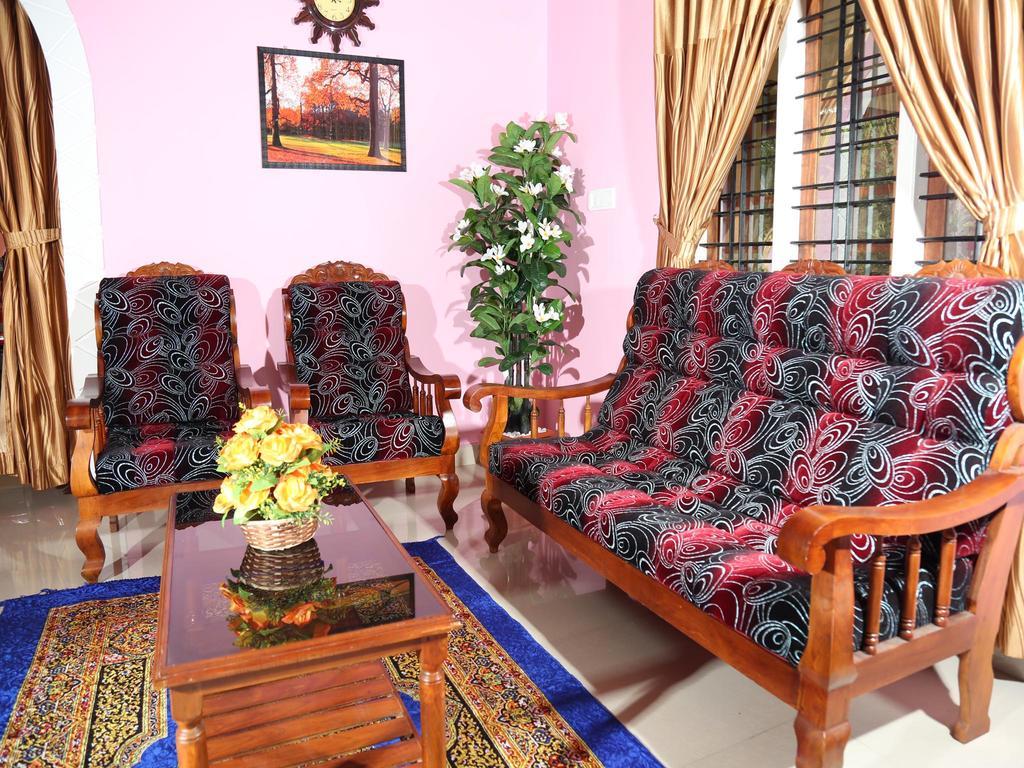 Mangalappillil Homestay Munnar Exteriör bild